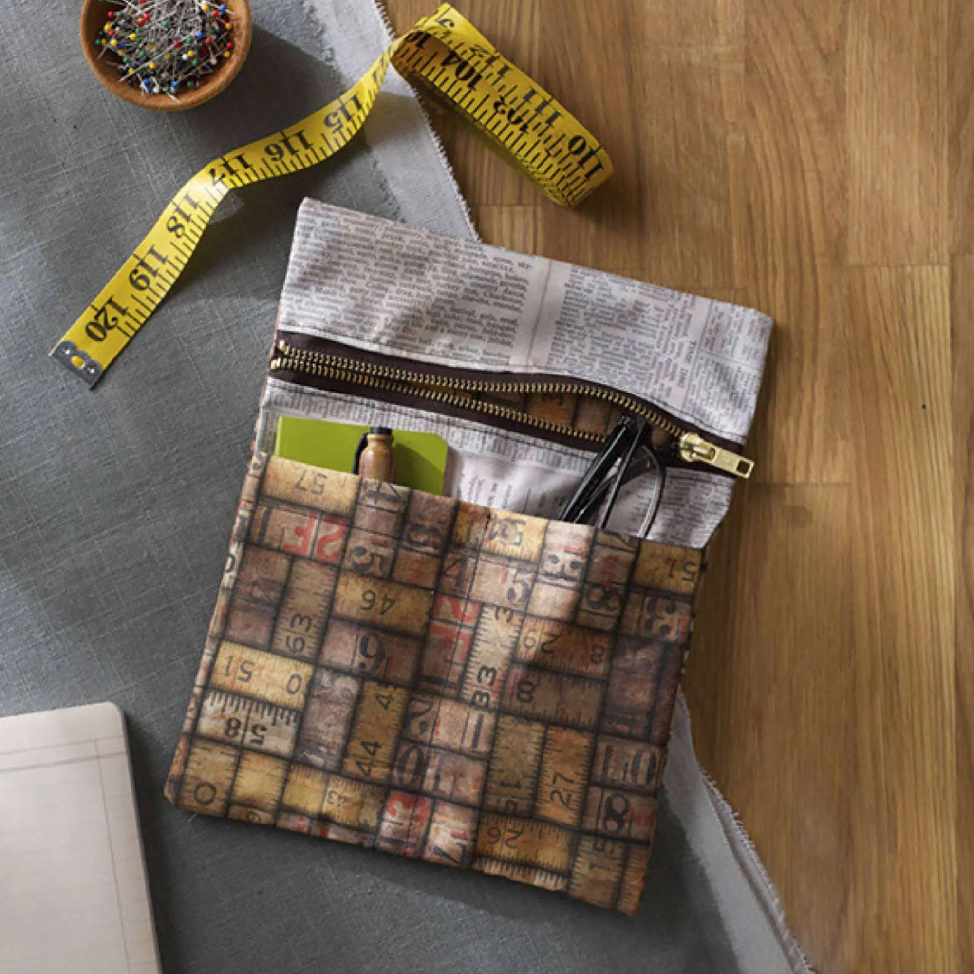 Coats & Clark Sewing Zipper Pocket Caddy