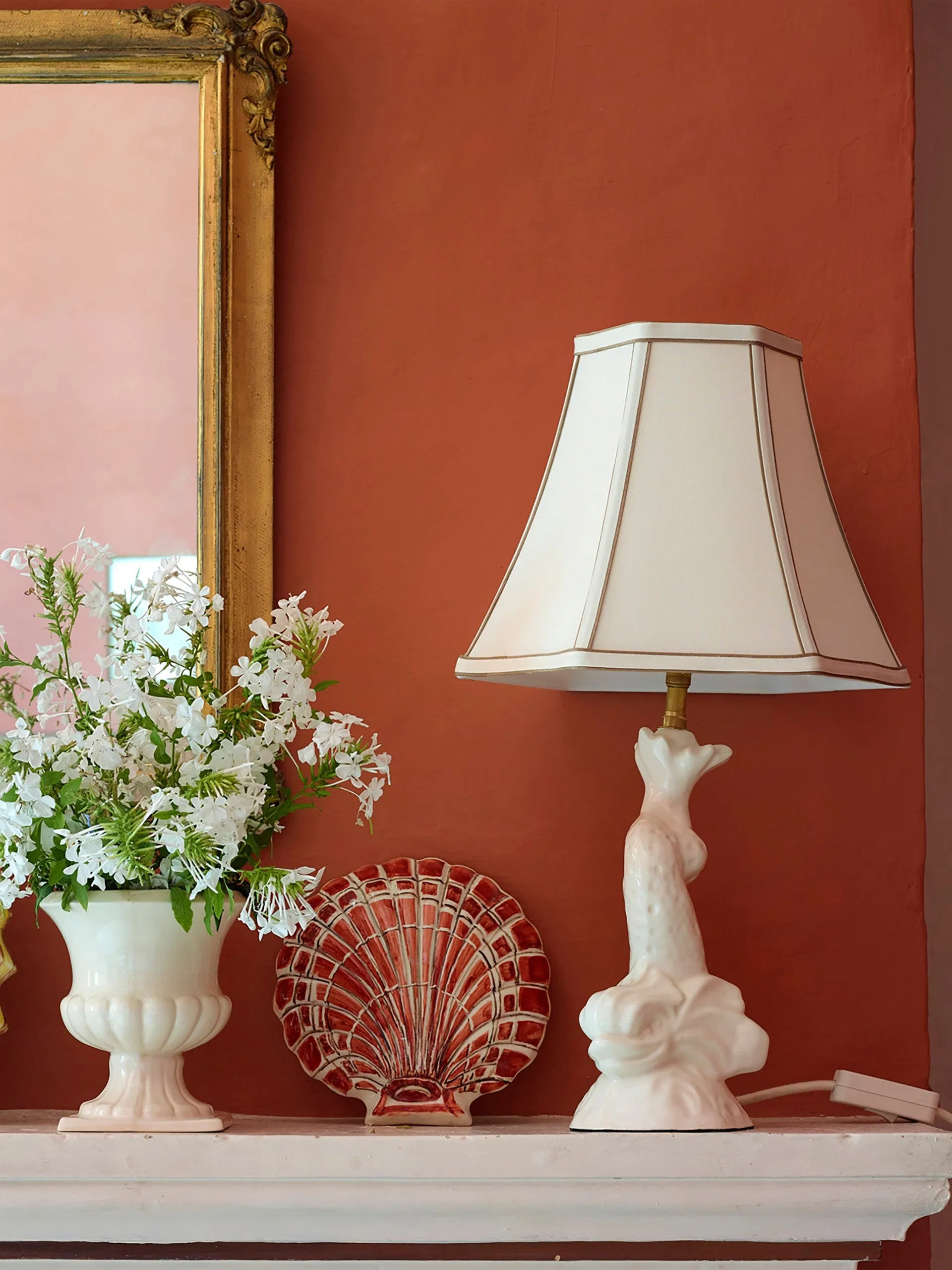 Dolphin lamp in cream, small